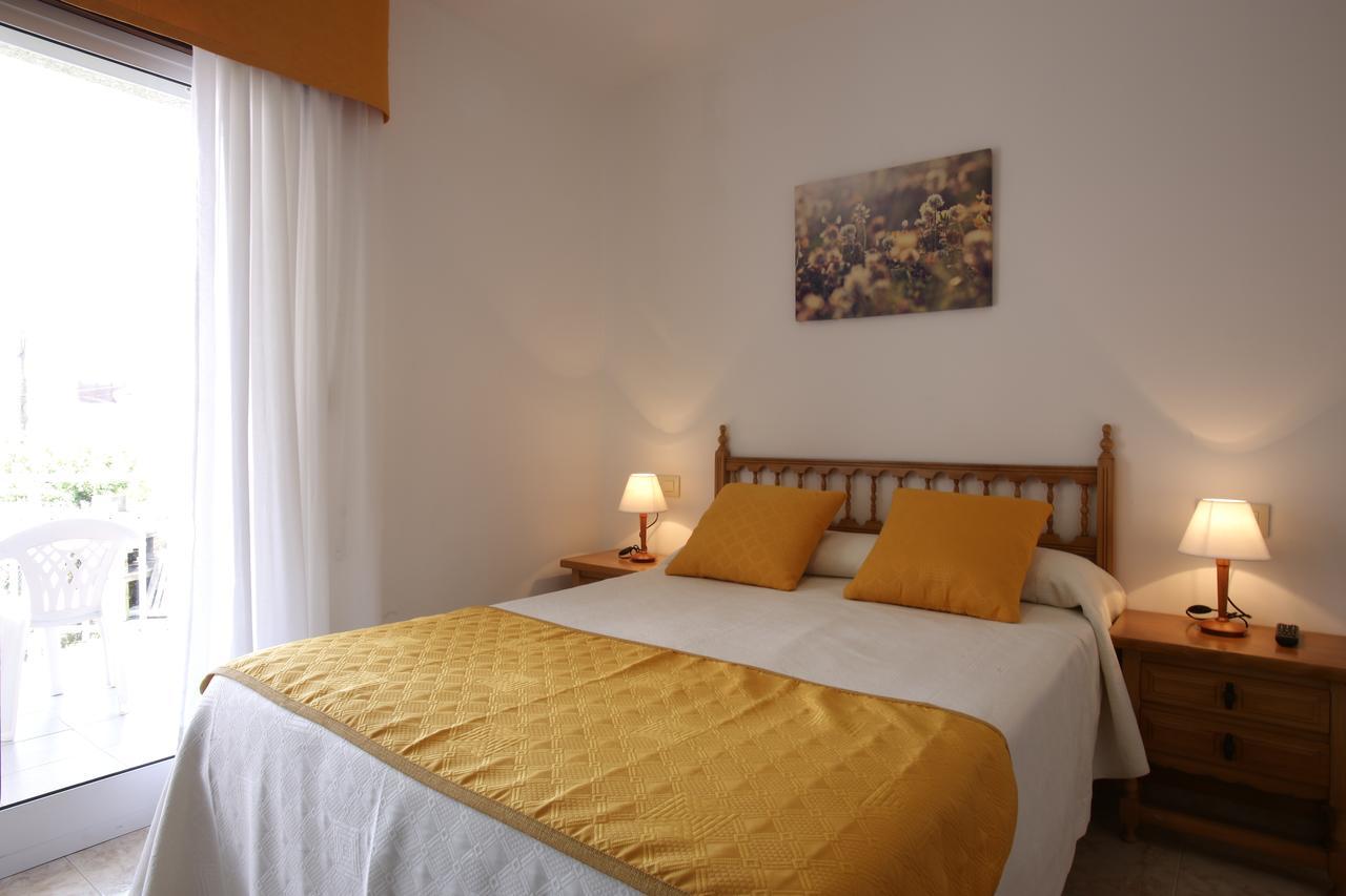 Hostal San Roque Portonovo Bagian luar foto