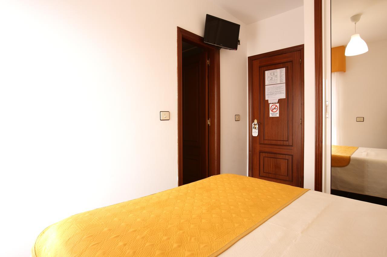 Hostal San Roque Portonovo Bagian luar foto