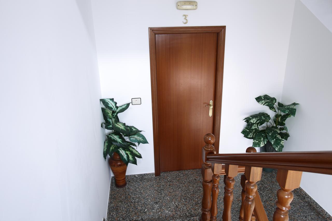Hostal San Roque Portonovo Bagian luar foto