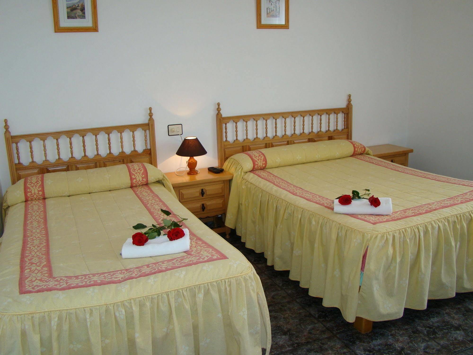 Hostal San Roque Portonovo Bagian luar foto