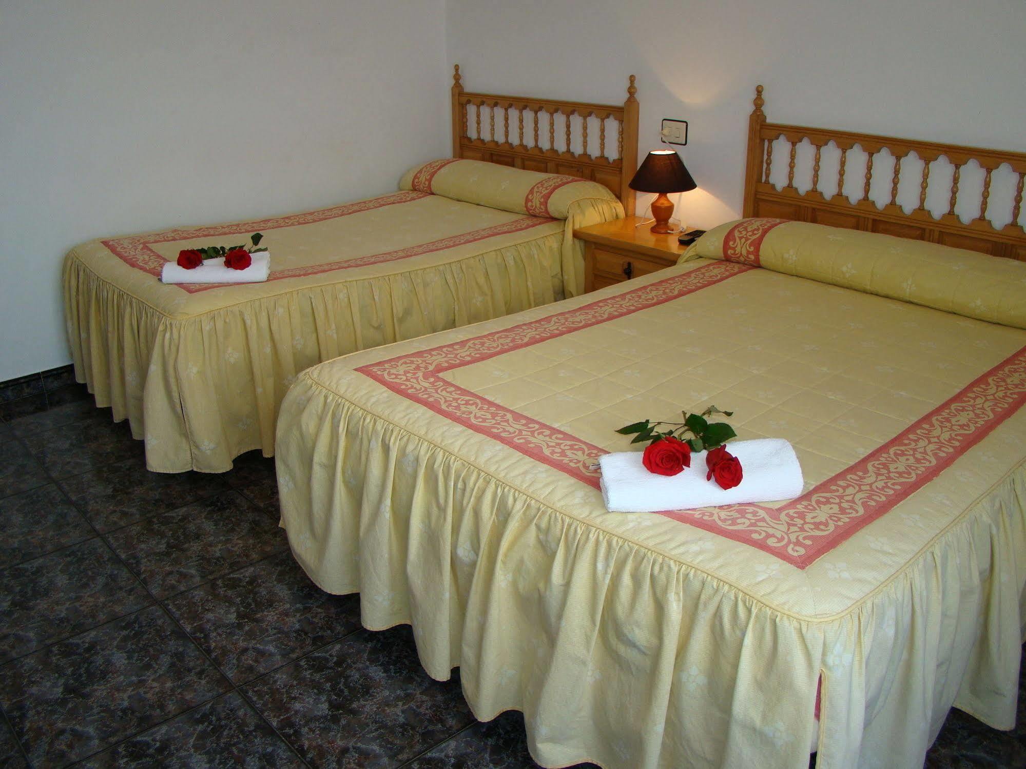 Hostal San Roque Portonovo Bagian luar foto