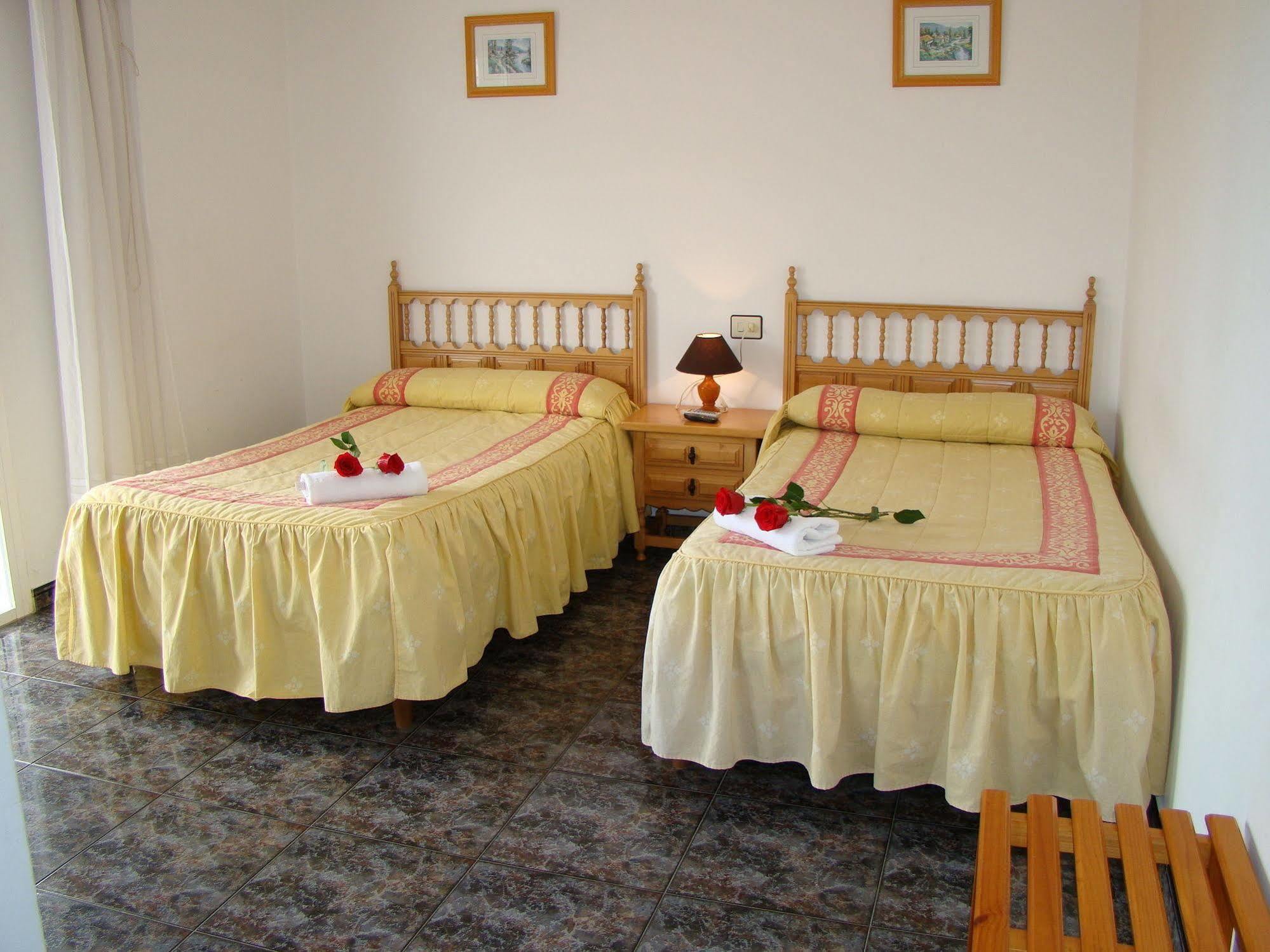 Hostal San Roque Portonovo Bagian luar foto